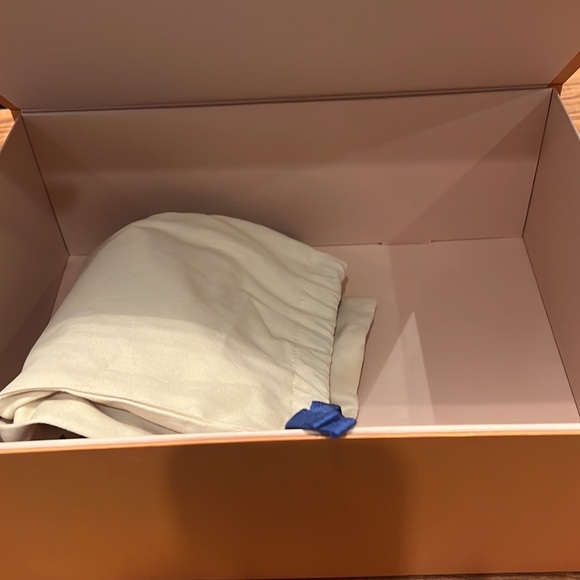 Louis Vuitton Monogram Frontrow Sneaker 38 Excellent Conditon - Picture 10 of 13